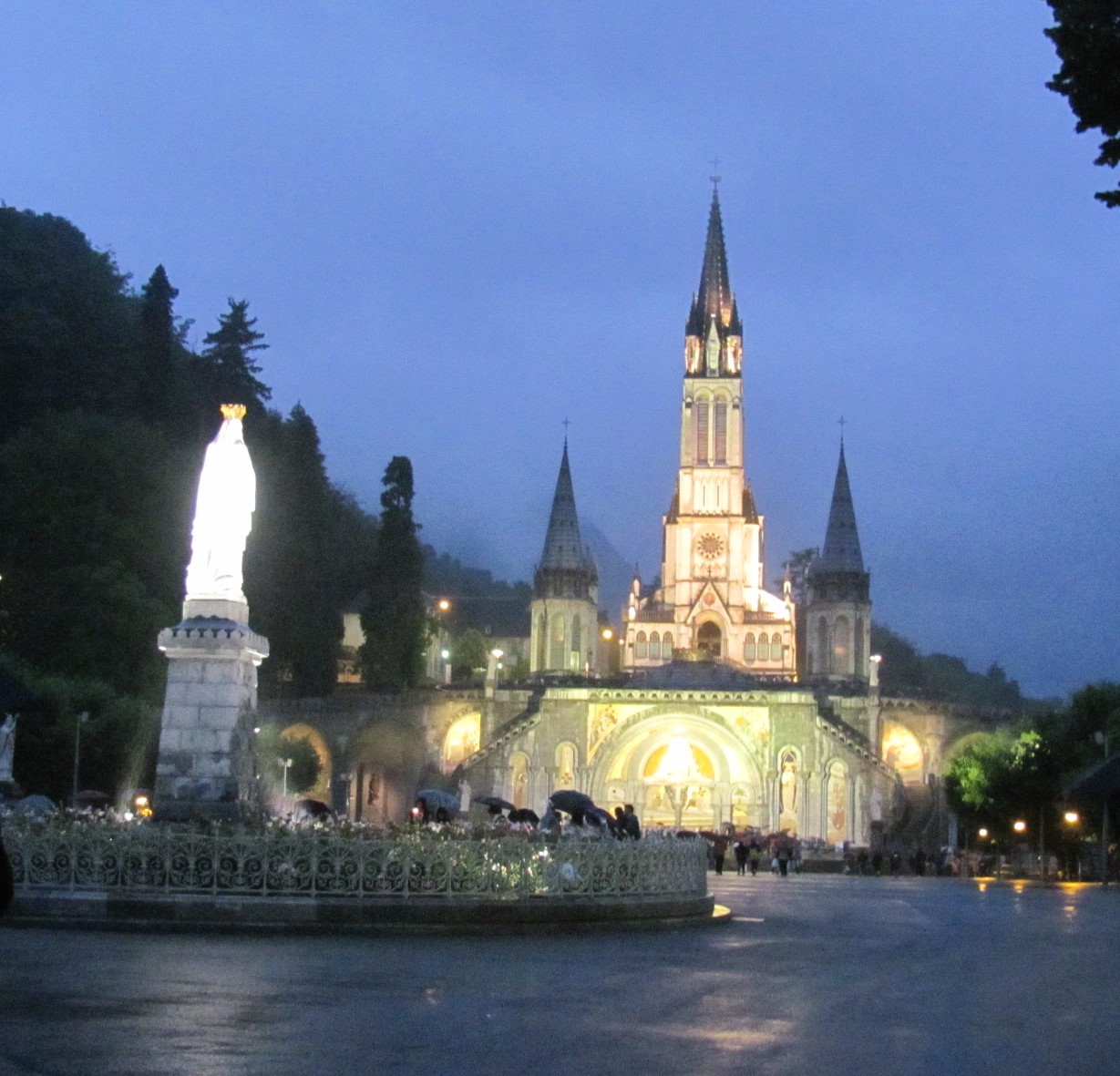 Lourdes and the Rosary